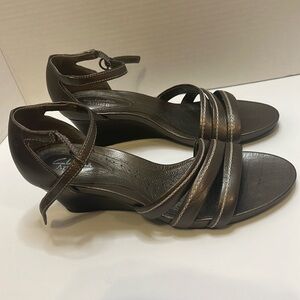 Clarks Artisan 6.5M Bronze Wedge Sandals